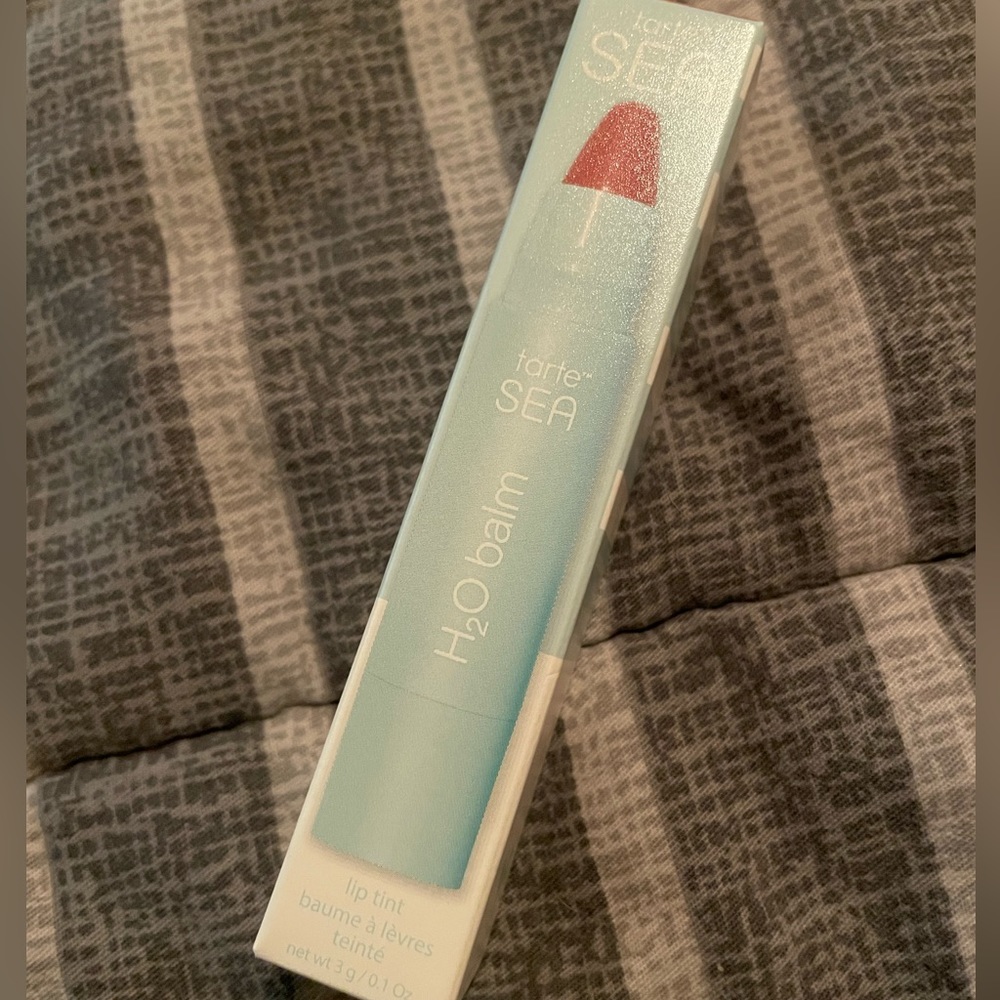 Tarte H2O Balm Lip Tint in color Zen